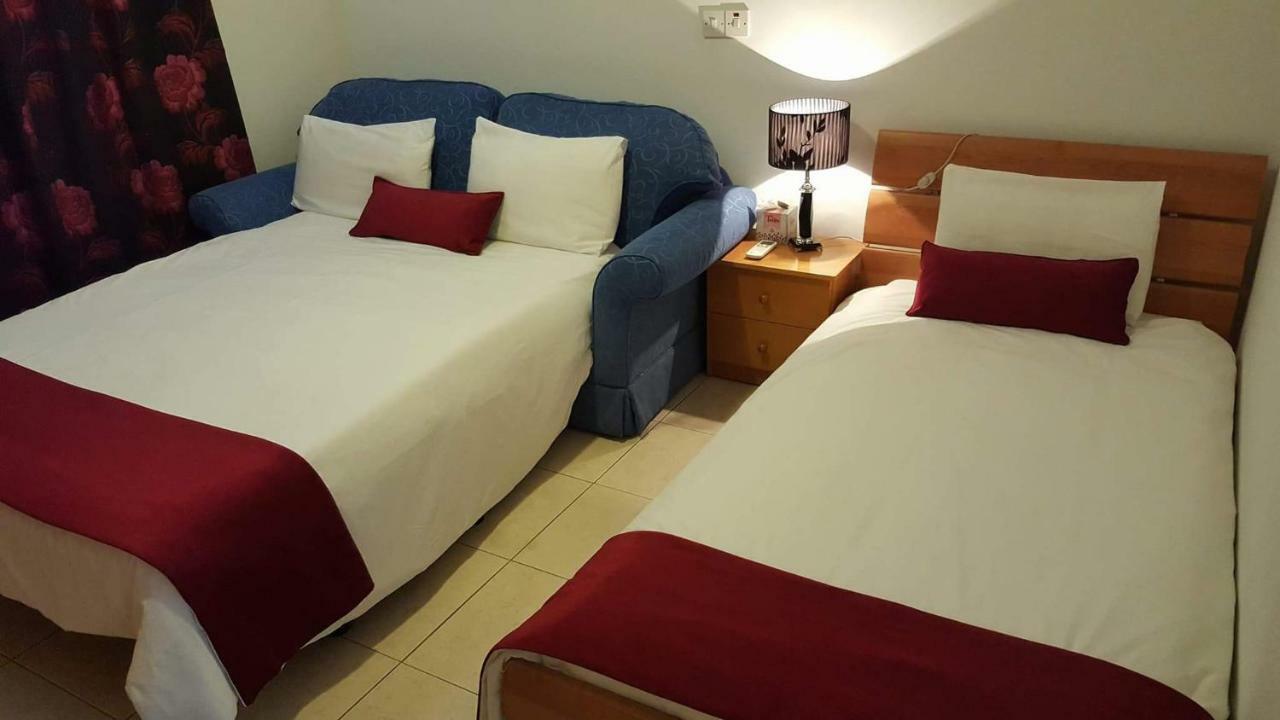 Ivoton Home Paphos Kültér fotó