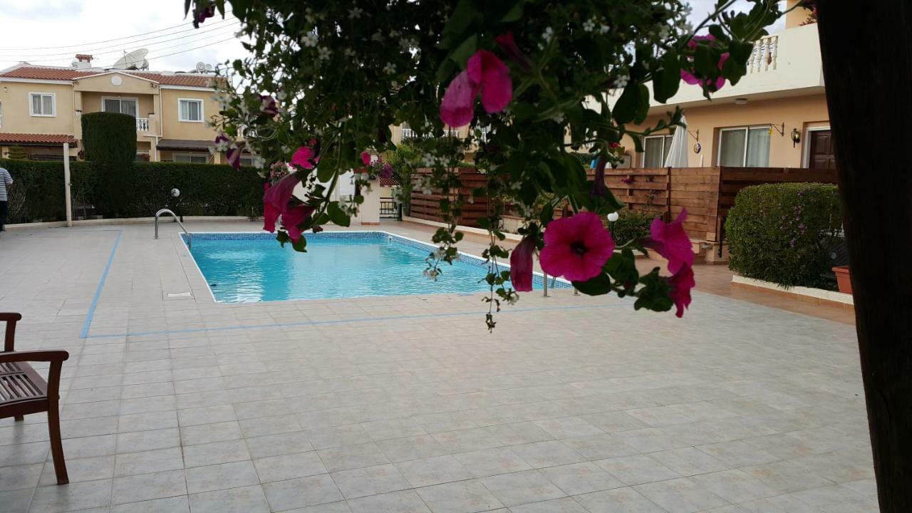 Ivoton Home Paphos Kültér fotó